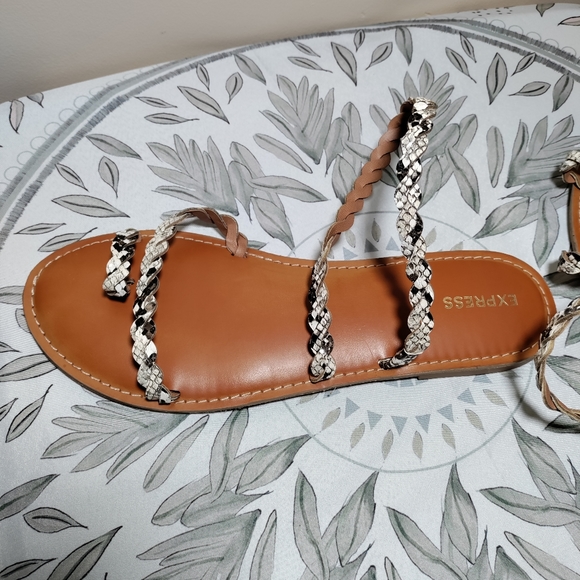 Express Sandals - Picture 2 of 3